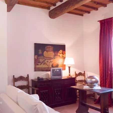 Le Torri Farm stay *