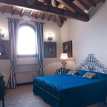 Le Torri Farm stay