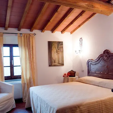 Le Torri Farm stay *